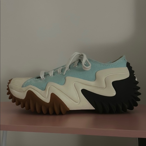 Zigzag Sole Sneakers - Blue and White